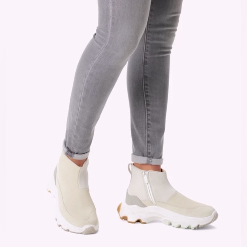 Sorel Women's Kinetic Breakthru Acadia Waterproof Boot ✨ Chalk + Sea Salt Size 8 - Picture 9 of 10